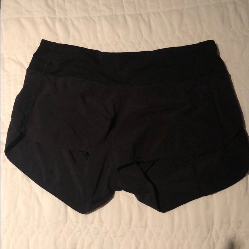 Lululemon Run Times Short 2-way Stretch 2.5”